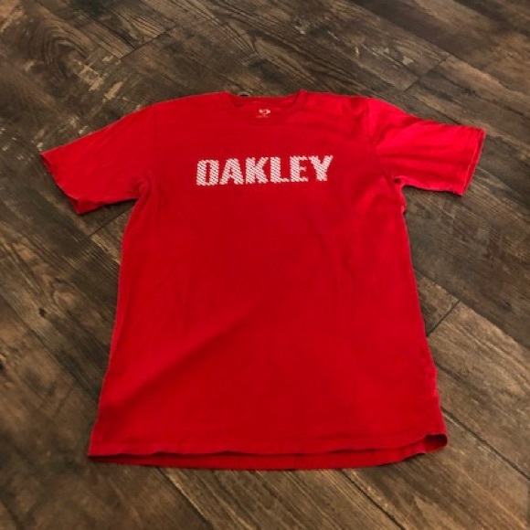 Three pack Oakley T-Shirts Green Red Blue Men’s S - Picture 6 of 7